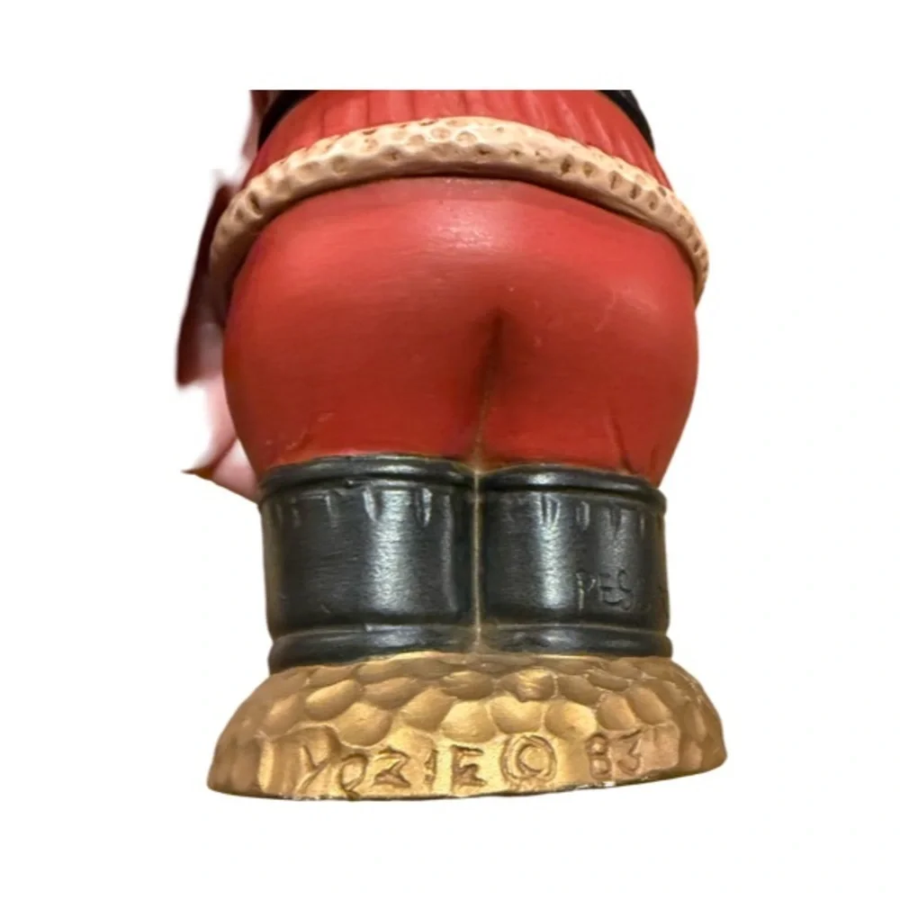 Vintage Santa and Mrs. Claus Holiday Ceramic Taper Holders - Picture 9 of 9